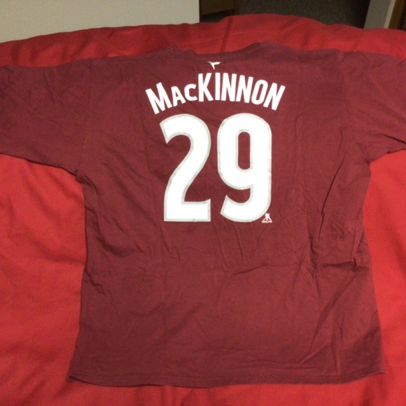 NHL Colorado AVALANCHE Mackinnon  tshirt - Picture 2 of 2